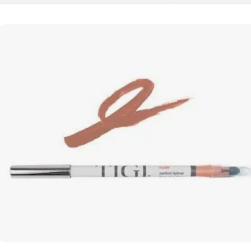 LAST ONE ❤️ TIGI perfect lip liner Crayon shade nude